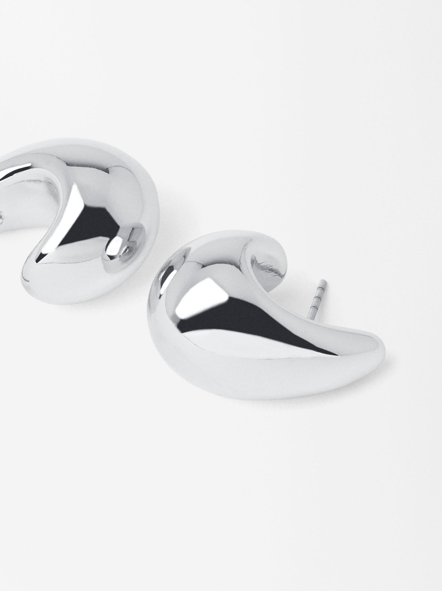 Perla Drop Mini Earrings
