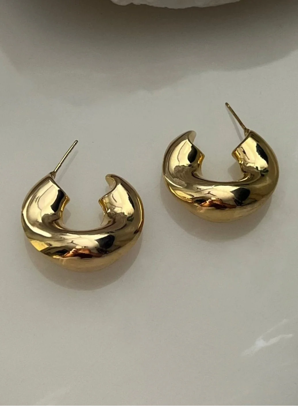 Luz Hoop Earrings