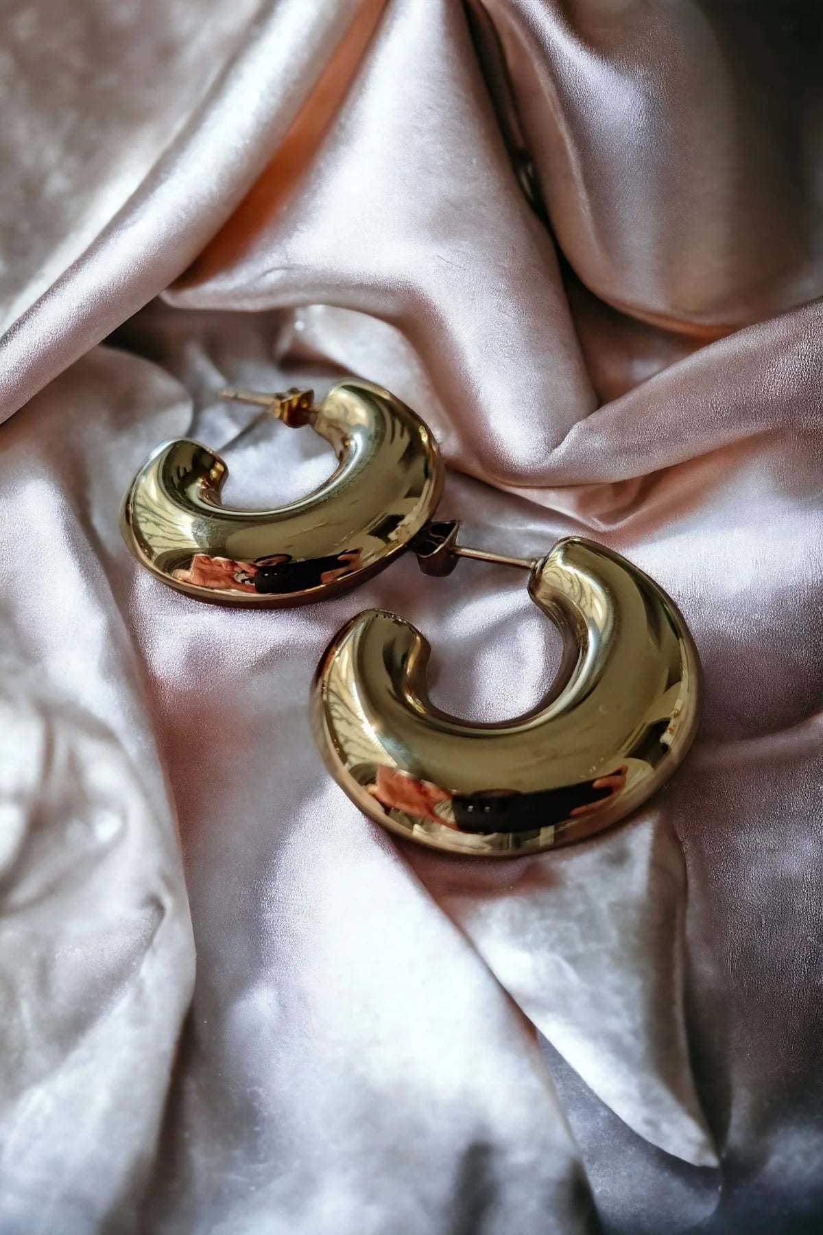Luz Hoop Earrings