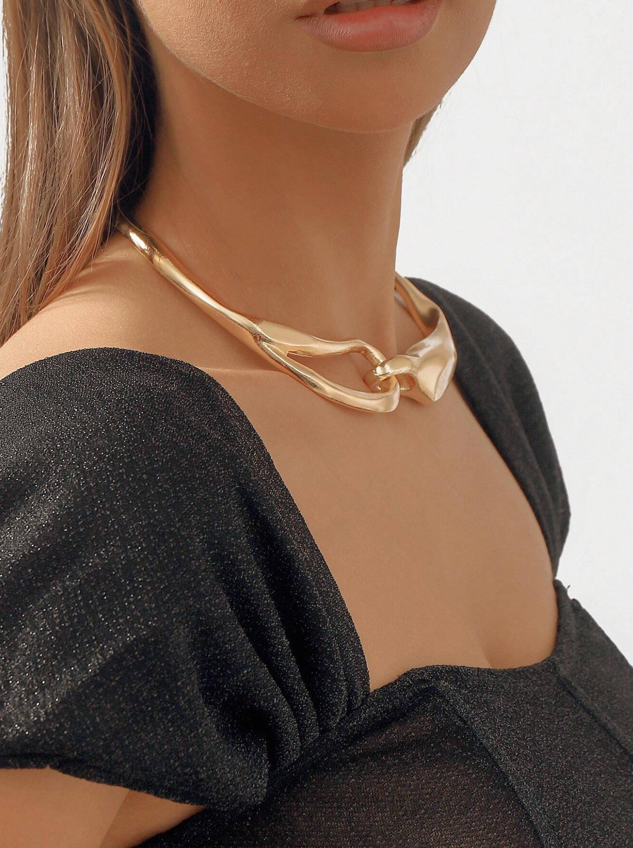 Colossal Necklace