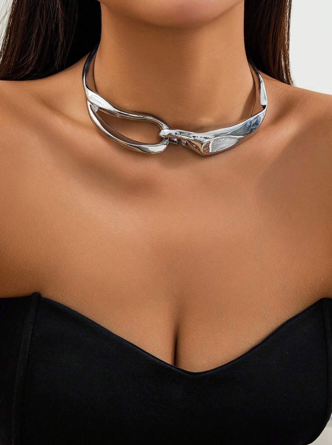 Colossal Necklace