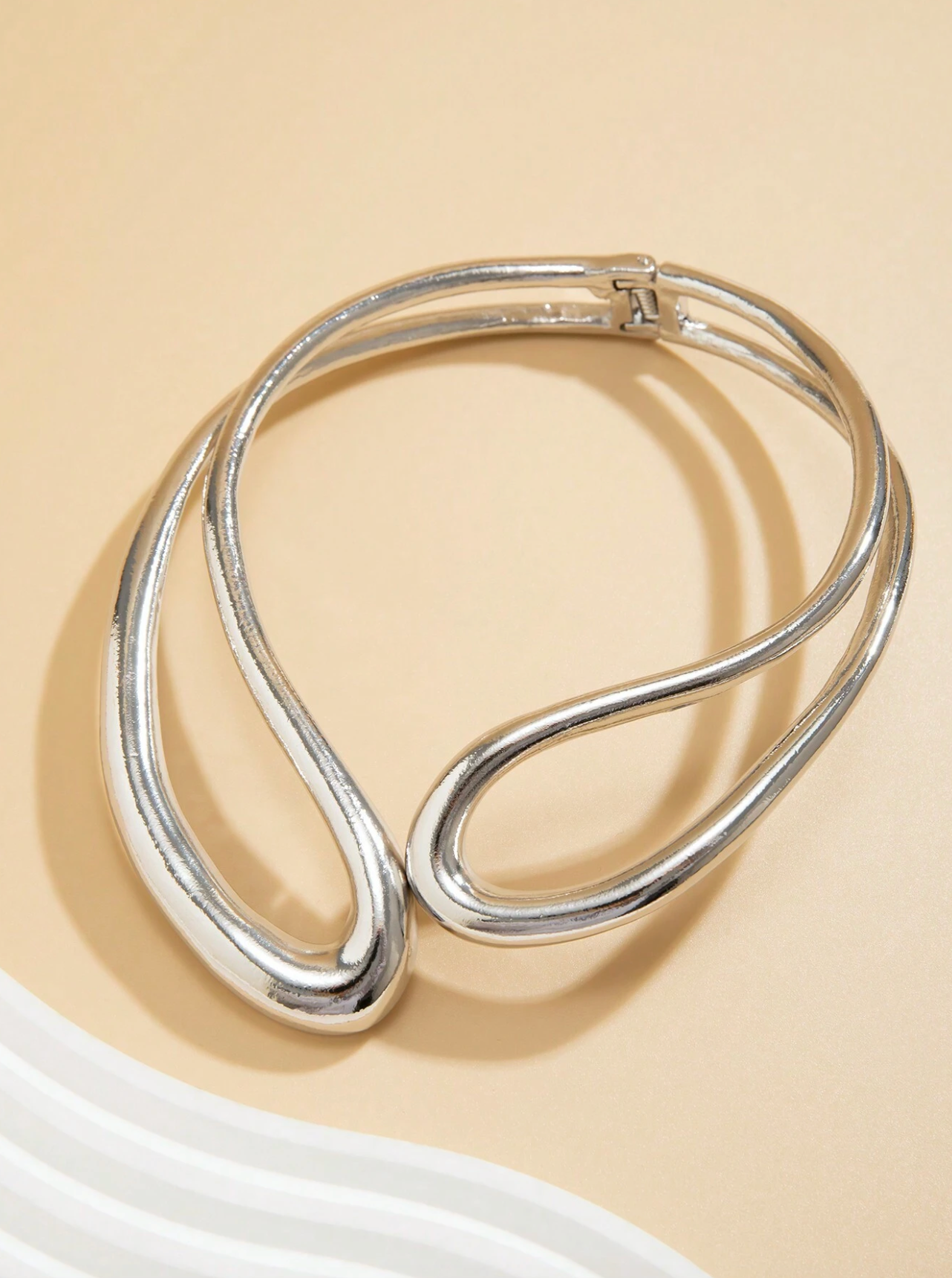 Solaz Necklace