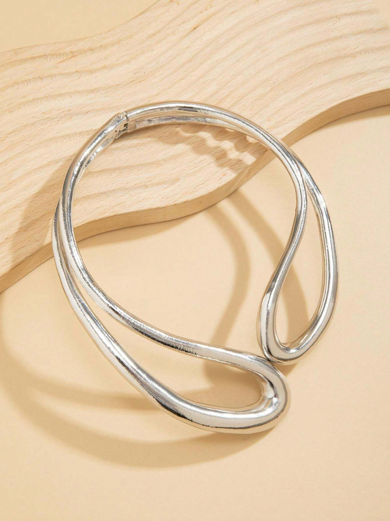 Solaz Necklace