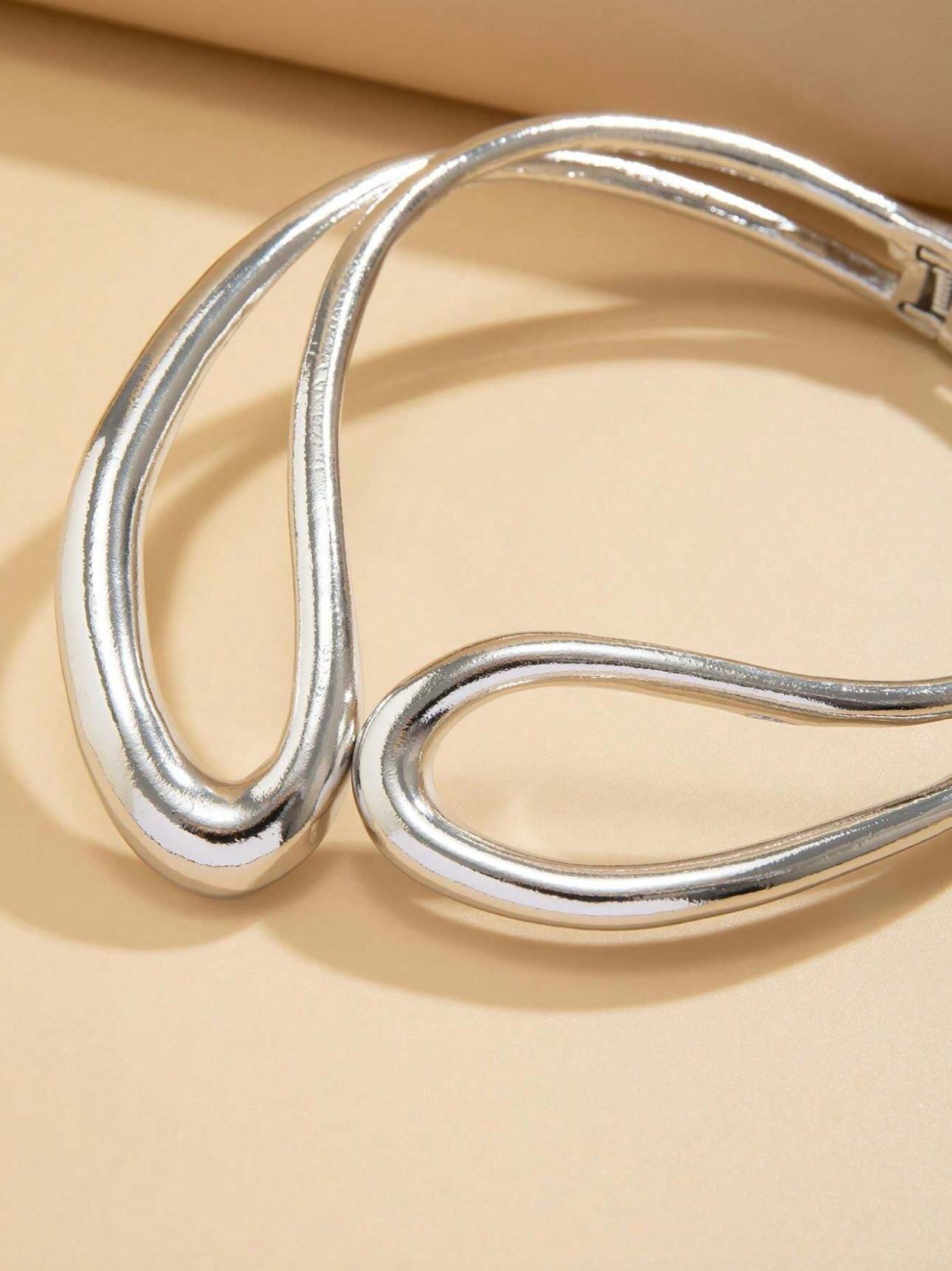 Solaz Necklace