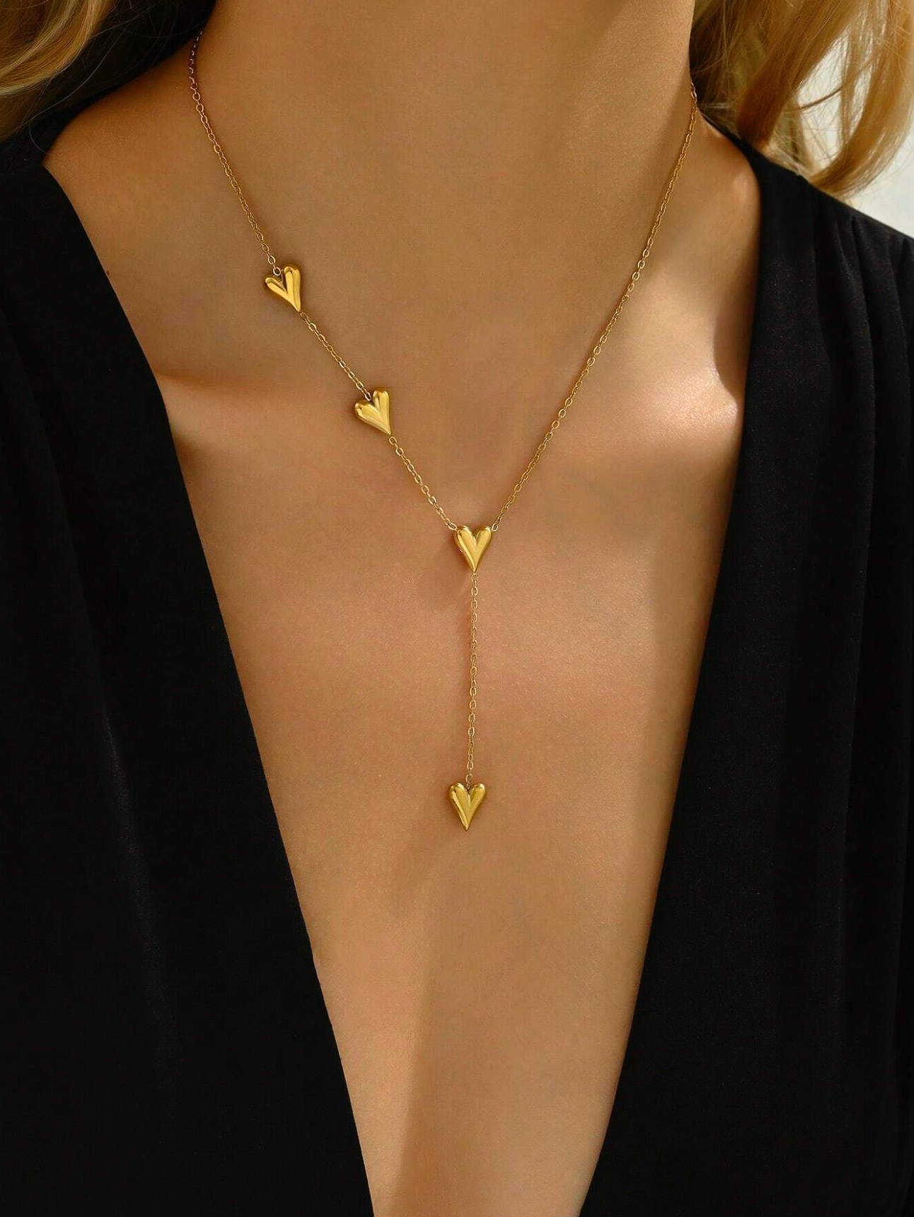 Carino Necklace