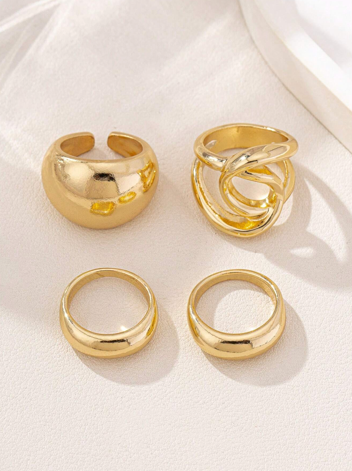Halo Ring Set of 4