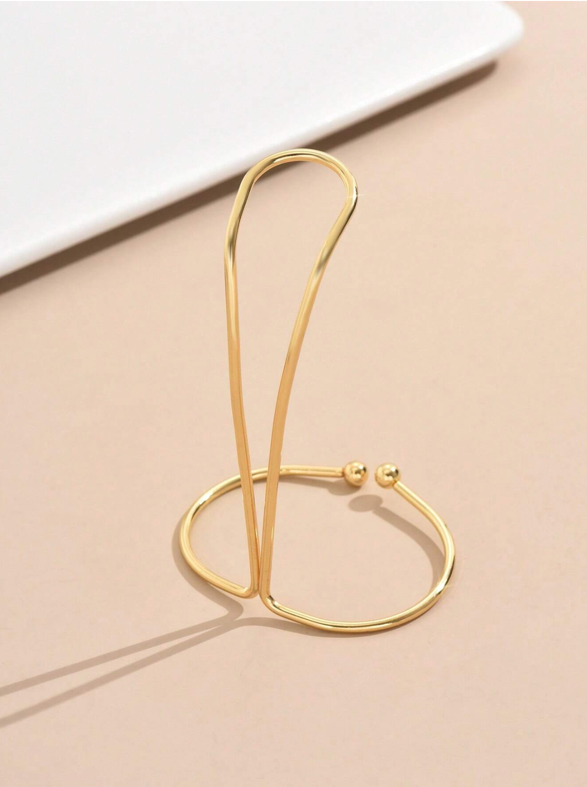 Cadre Finger Cuff Bracelet