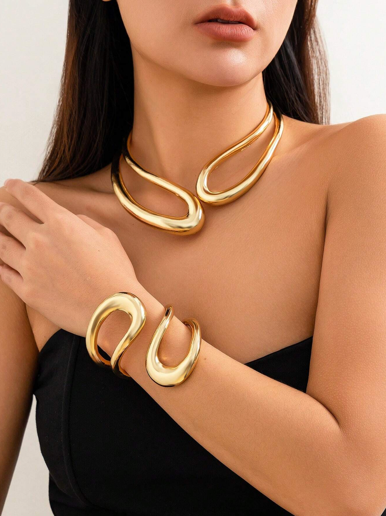 Solaz Cuff Bracelet