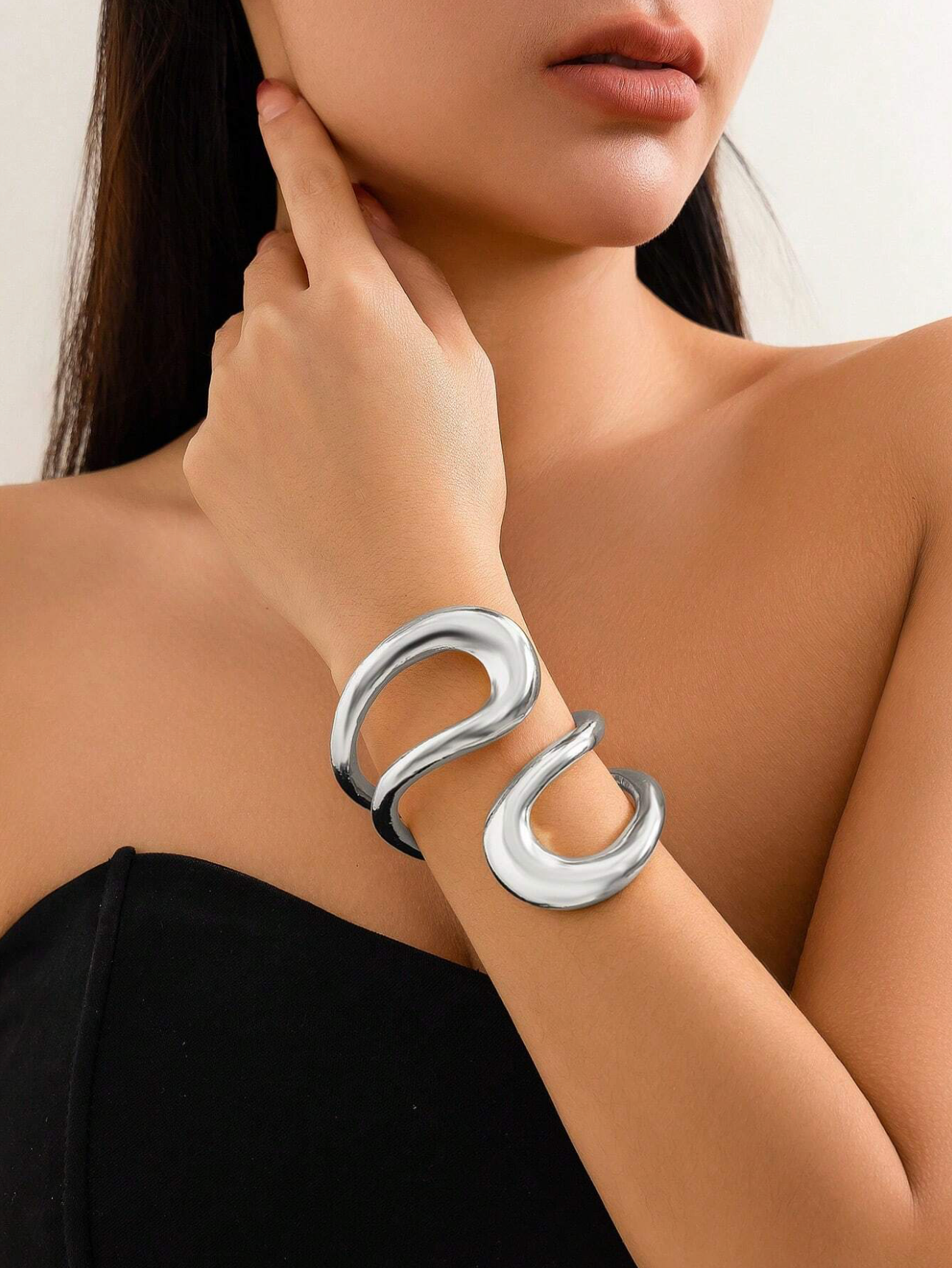 Solaz Cuff Bracelet