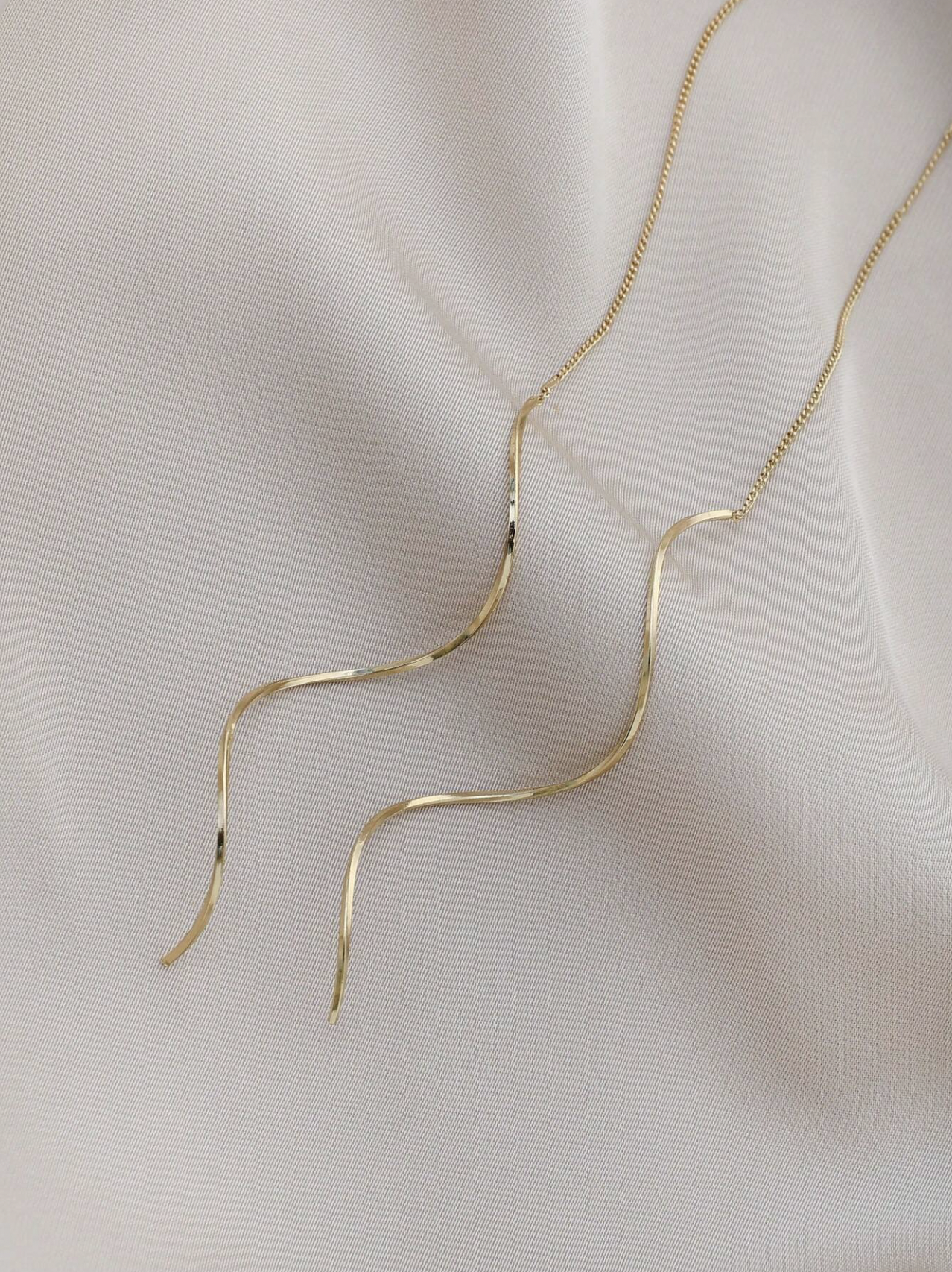 Olas Dangle Earrings