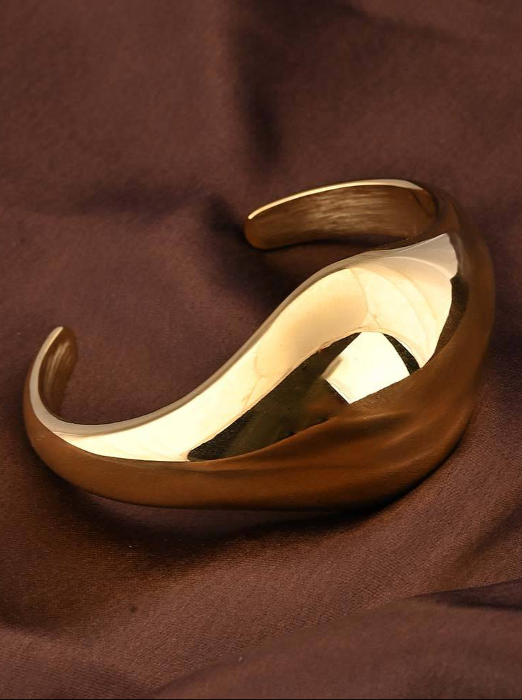 Elica Cuff Bracelet