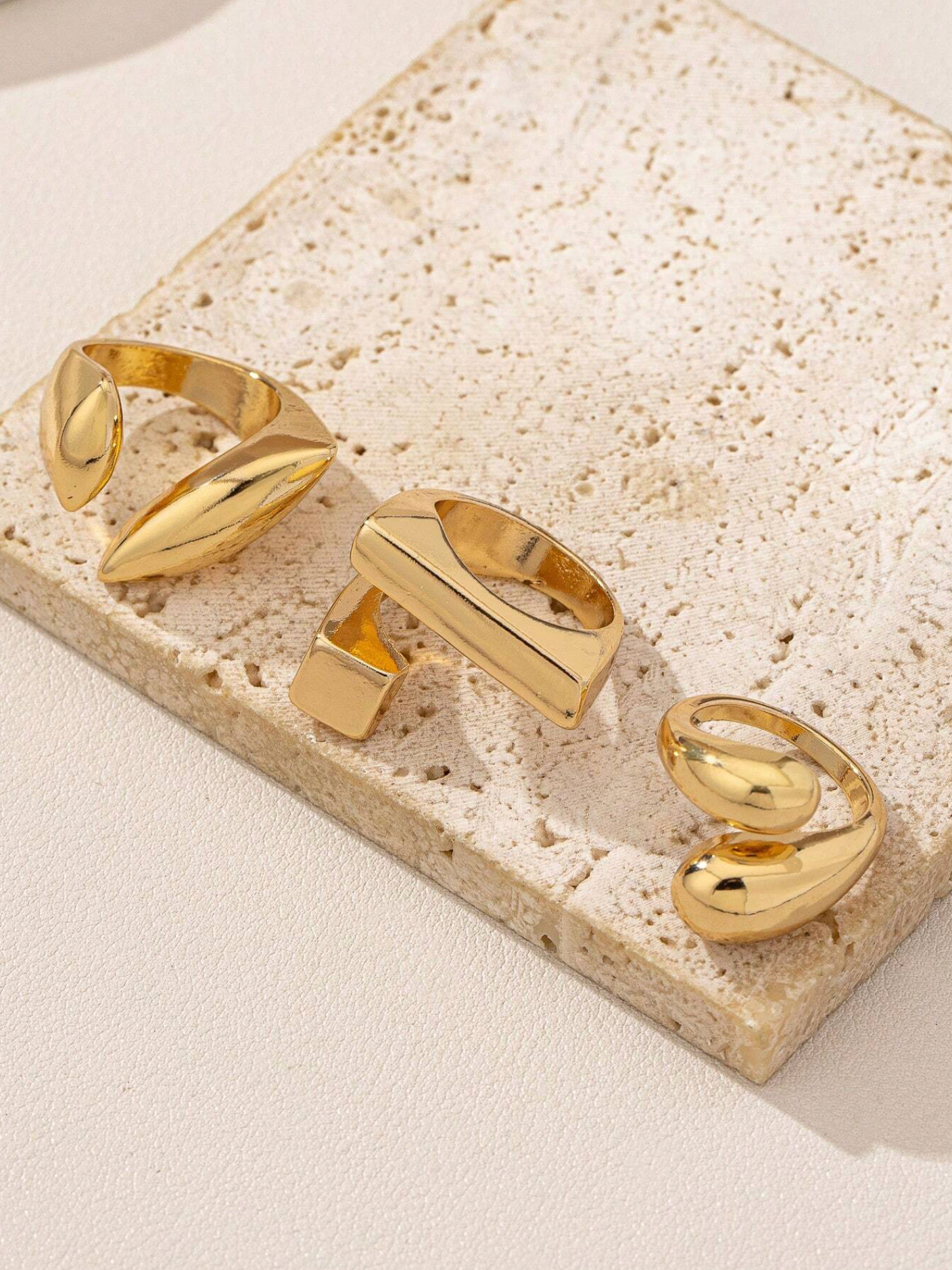 Pouvoir Ring Set of 3 - Gold