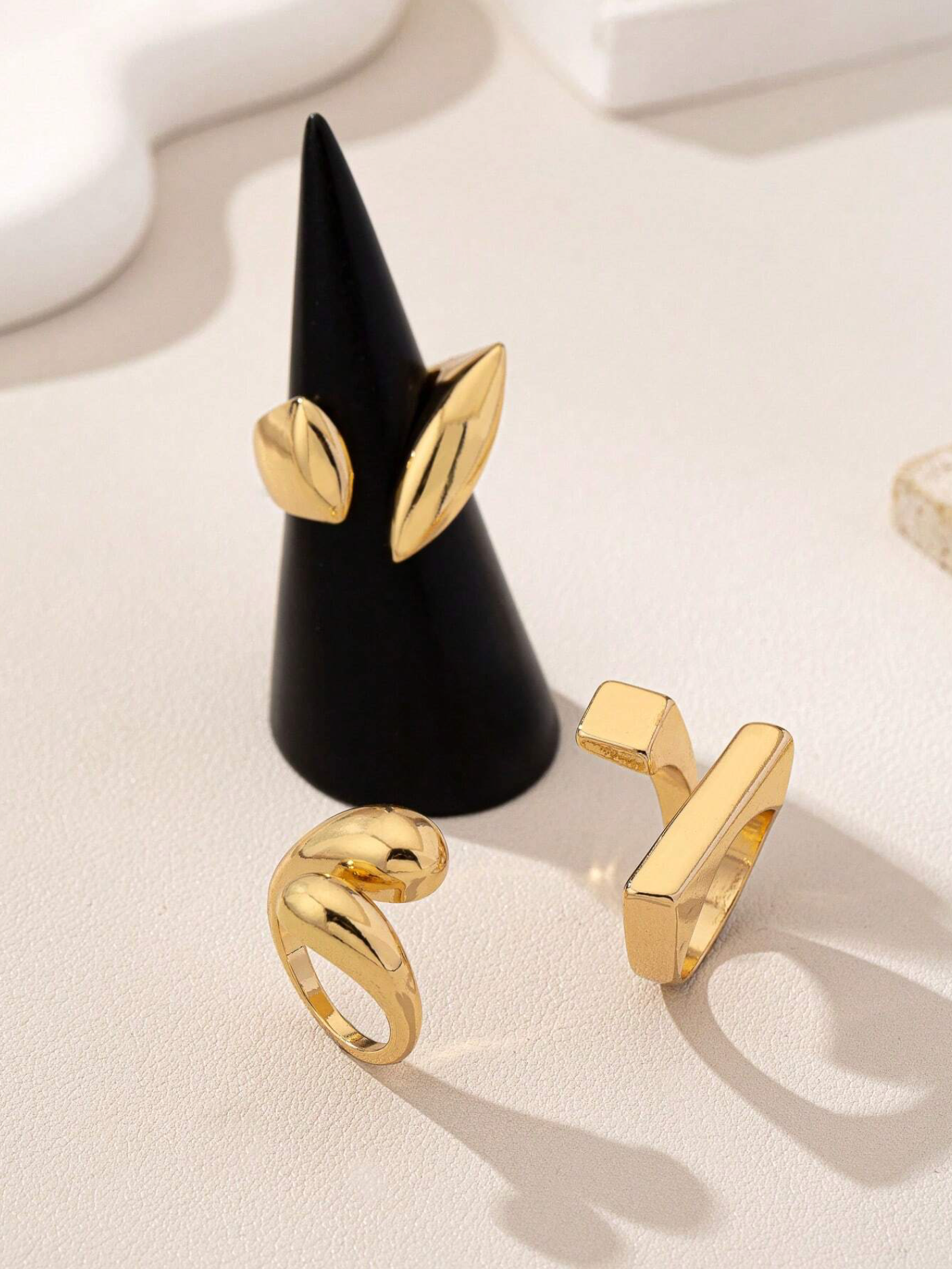 Pouvoir Ring Set of 3 - Gold