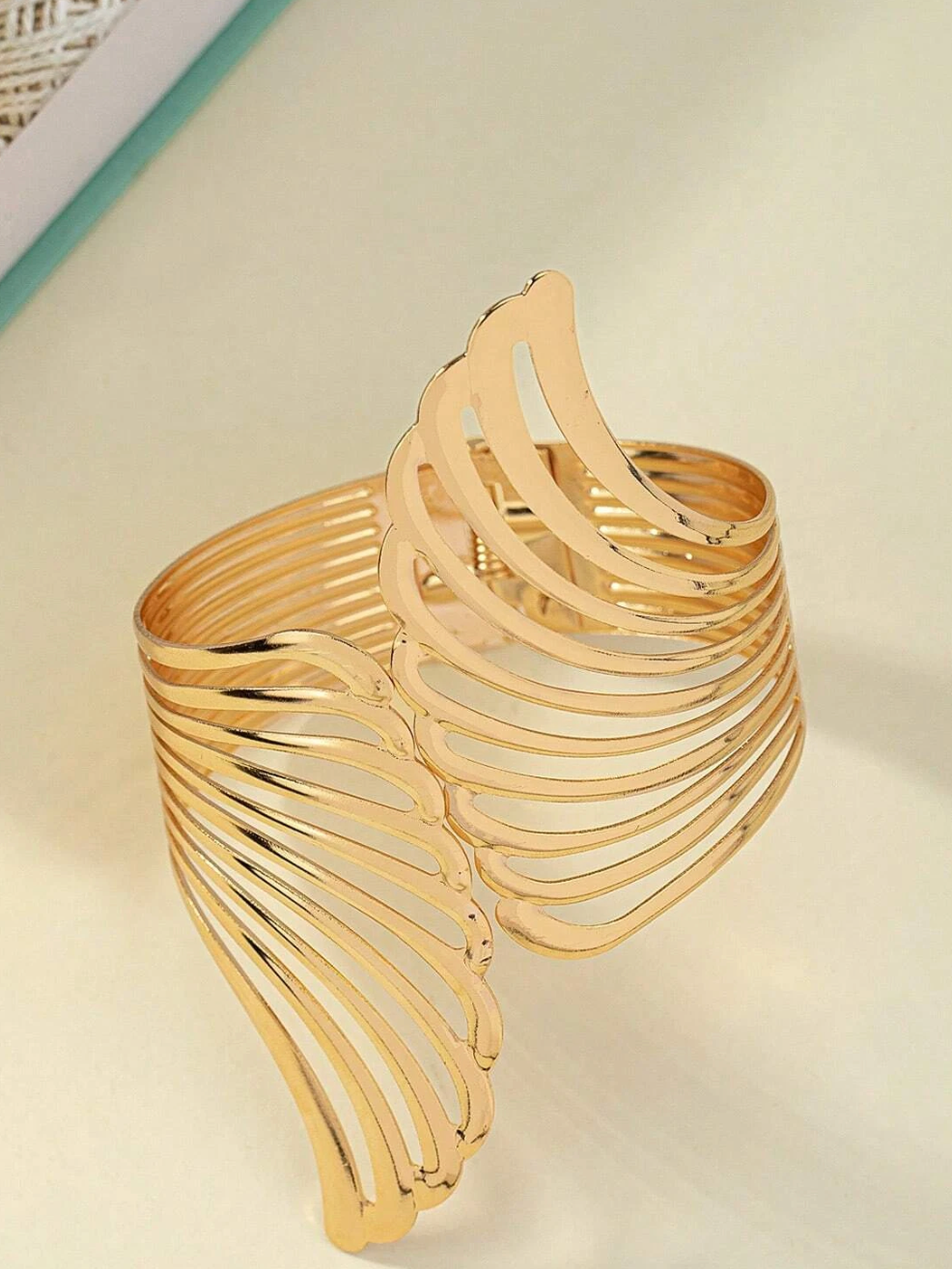 Verde Cuff Bracelet
