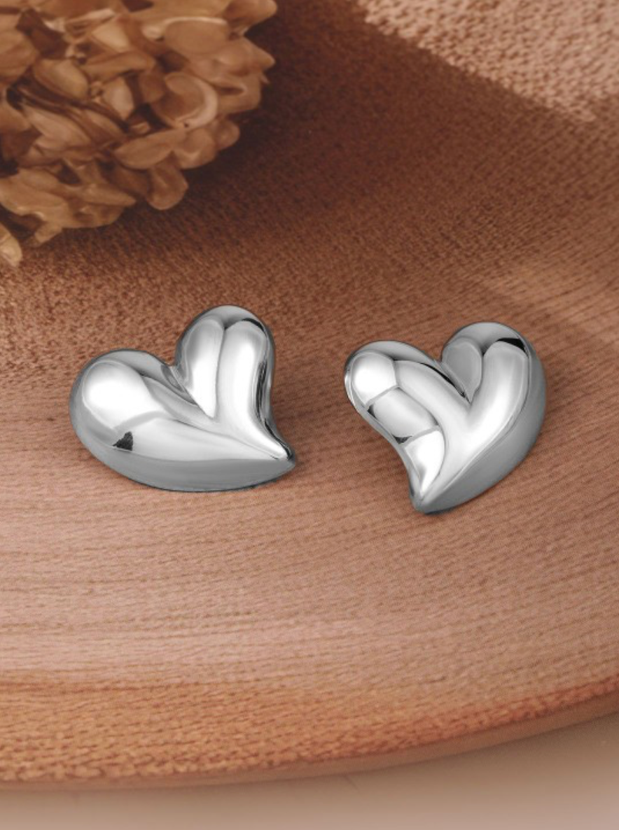 Amour Earrings