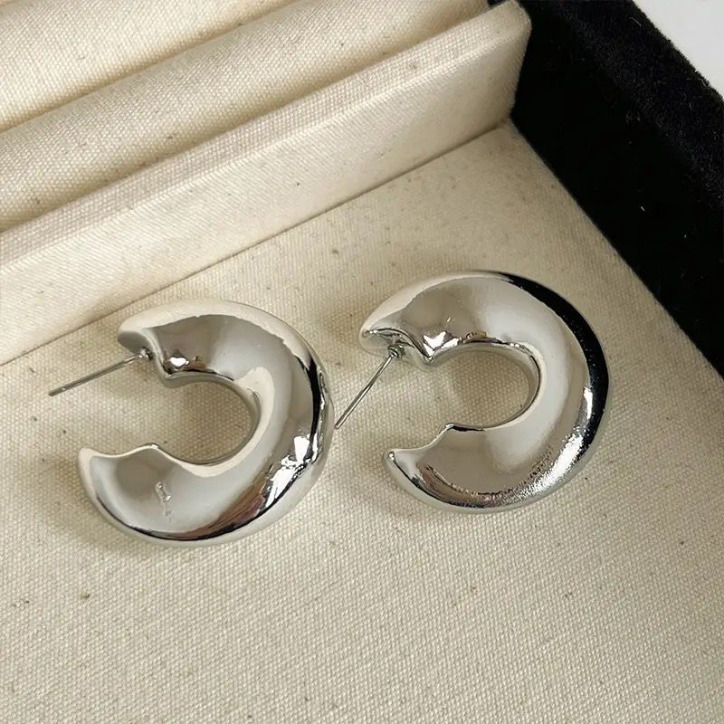 Luz Hoop Earrings